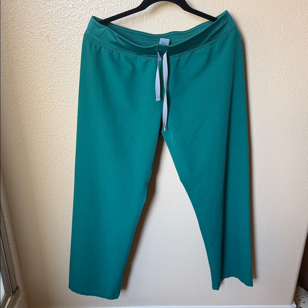 Figs Hunter Green Livingston Scrub Pants